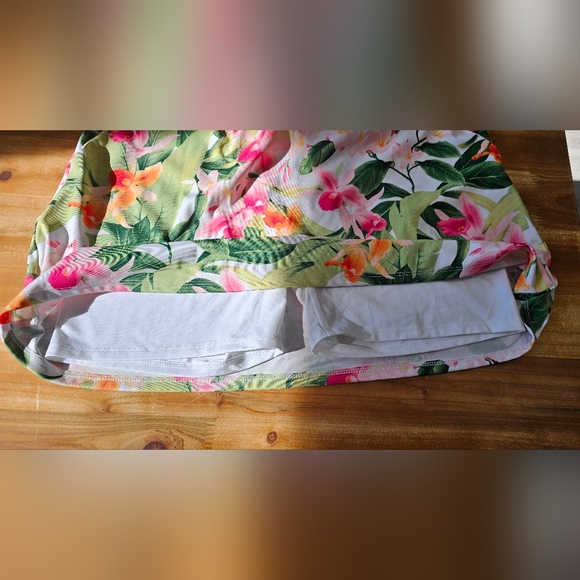 NWOT Tommy Bahama M medium Skort skirt with shorts active flower pattern tennis - Picture 4 of 4